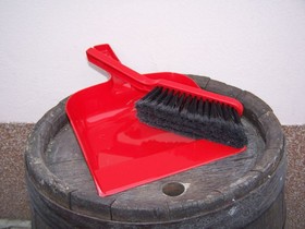 Souprava smetáček a lopatka